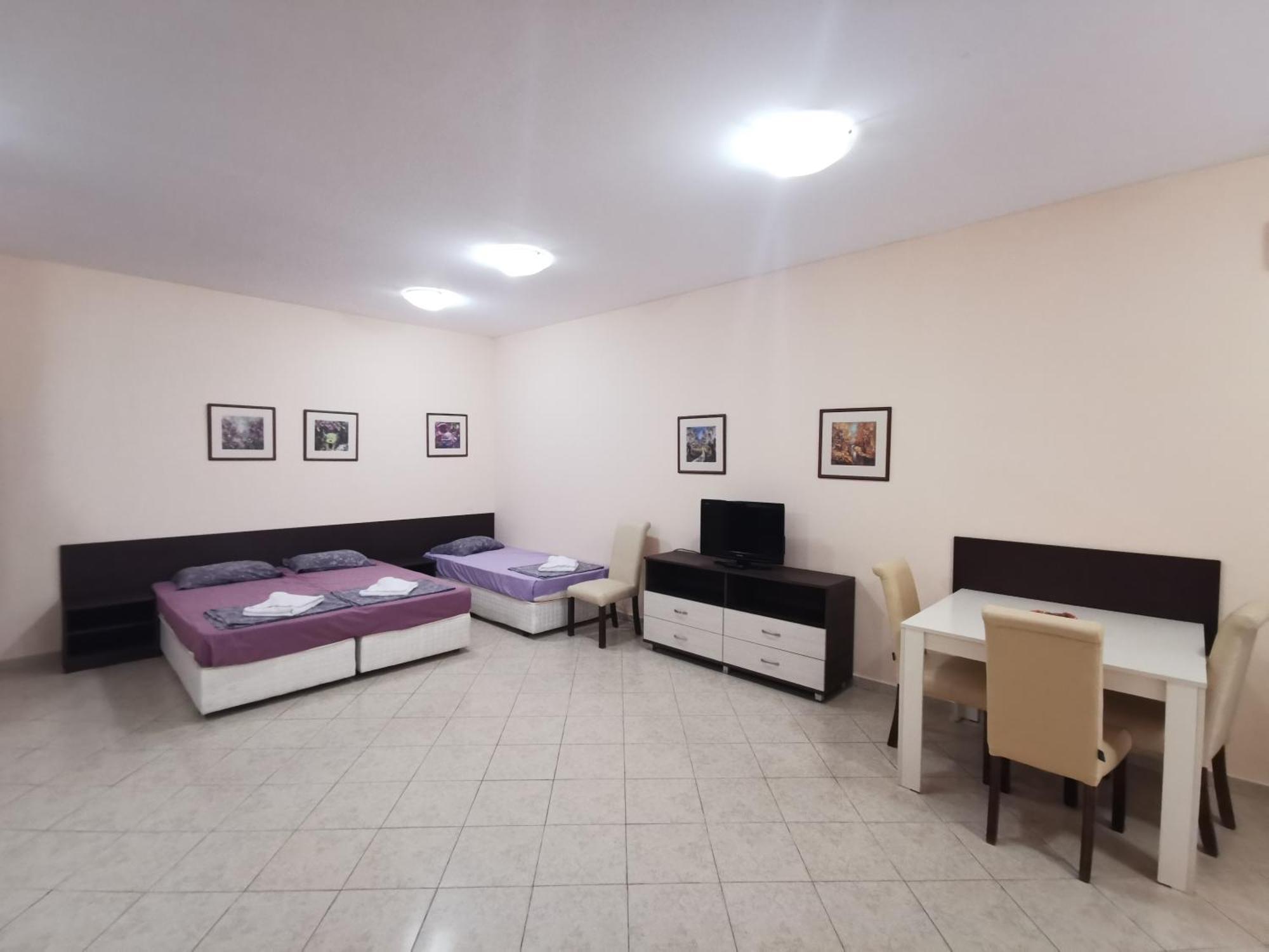 Rose Garden Omax Apartments Pantai Sunny Bagian luar foto
