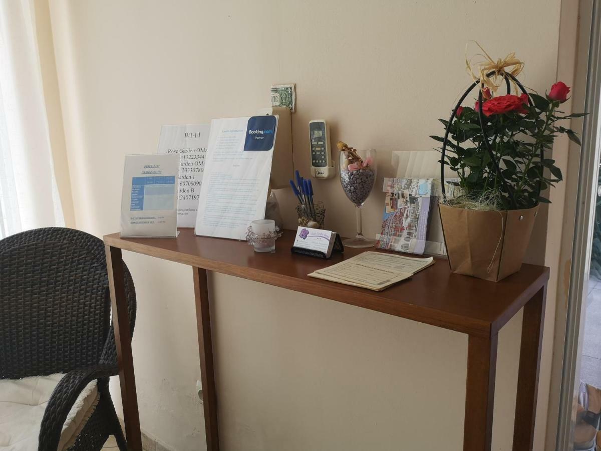 Rose Garden Omax Apartments Pantai Sunny Bagian luar foto